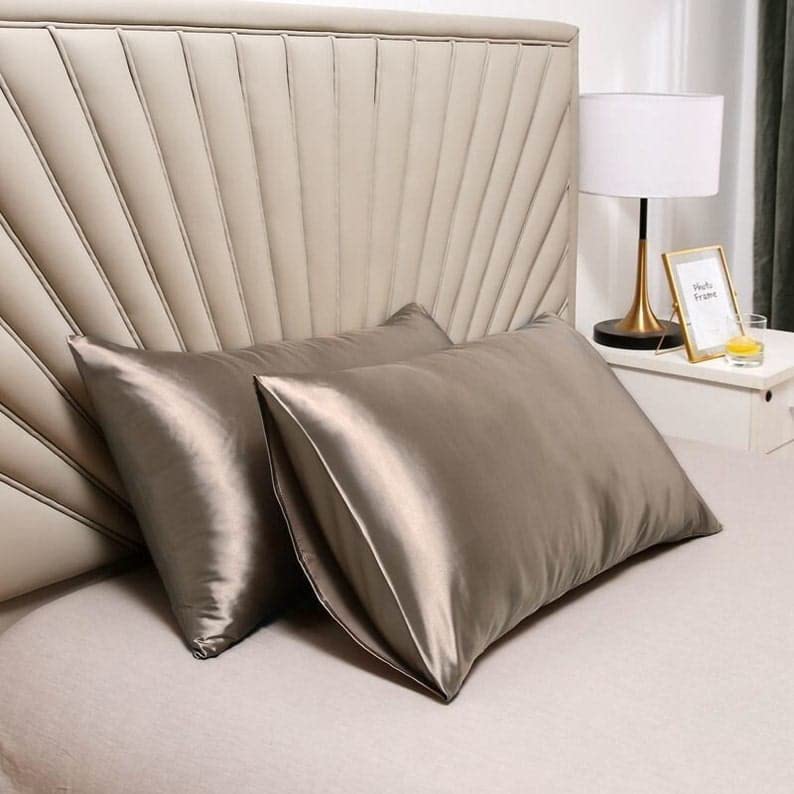 Atrube's Satin Pillow Covers for Hair and Skin| Silk Satin Pillowcase 2 Pack with 3 Silk Scrunchies| Satin Pillow Cases Set of 2 | Silky Pillow Cover with Envelope Closure (Solid Grey)